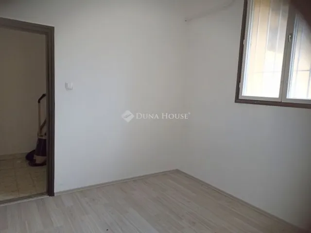 Eladó kereskedelmi és ipari ingatlan Nagykanizsa 281 nm