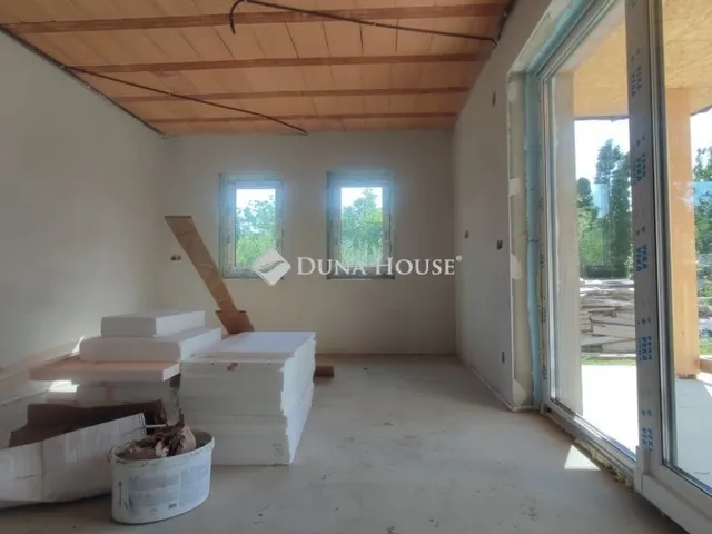 Eladó üdülő és hétvégi ház Balatonkeresztúr 84 nm