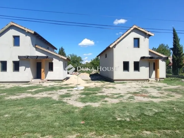Eladó üdülő és hétvégi ház Balatonkeresztúr 84 nm