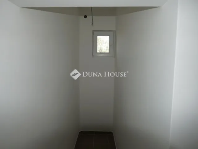 Eladó kereskedelmi és ipari ingatlan Zalaszentiván 230 nm