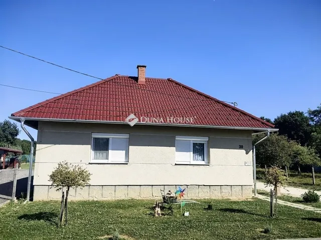 Eladó ház Rédics 107 nm