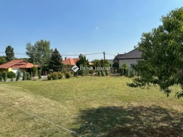 Eladó telek Zalaegerszeg 1356 nm
