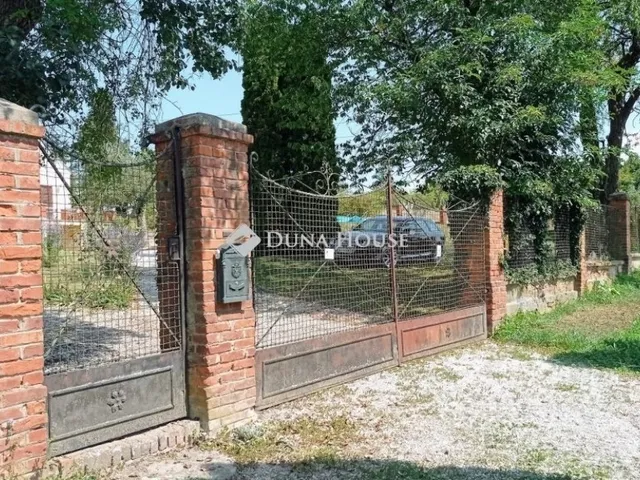 Eladó ház Páka 240 nm