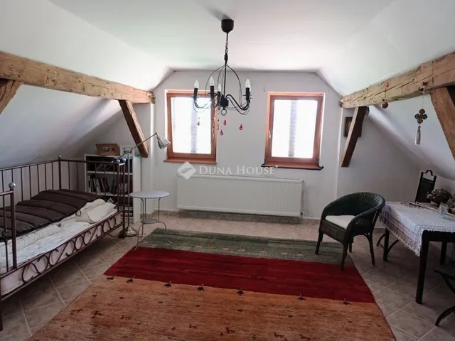 Eladó ház Páka 240 nm