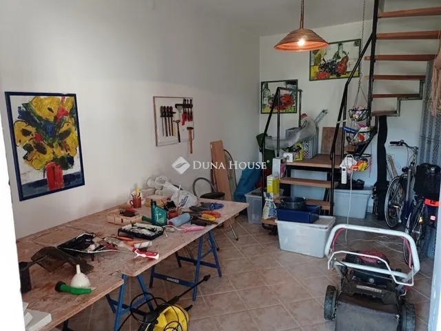 Eladó ház Páka 240 nm