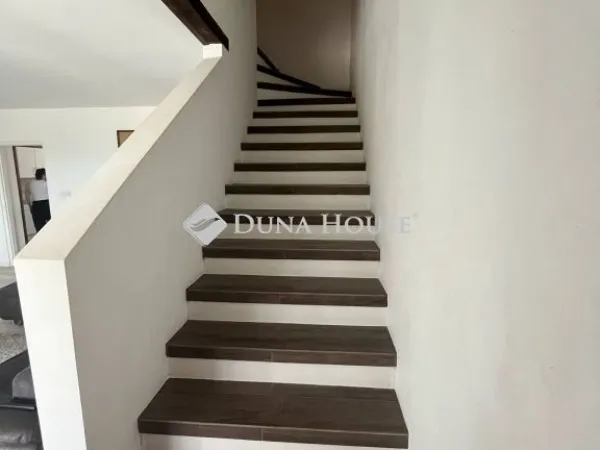 Eladó ház Zalaegerszeg 300 nm