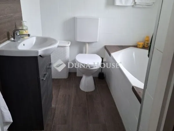 Eladó ház Zalaegerszeg 300 nm