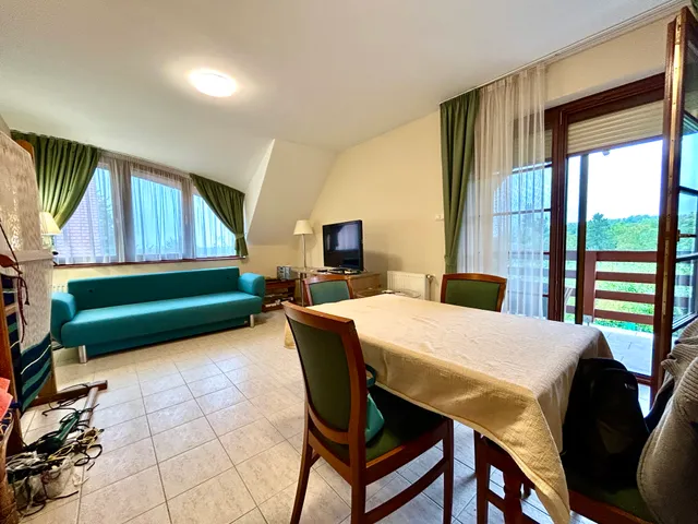 Eladó lakás Alsópáhok 71 nm