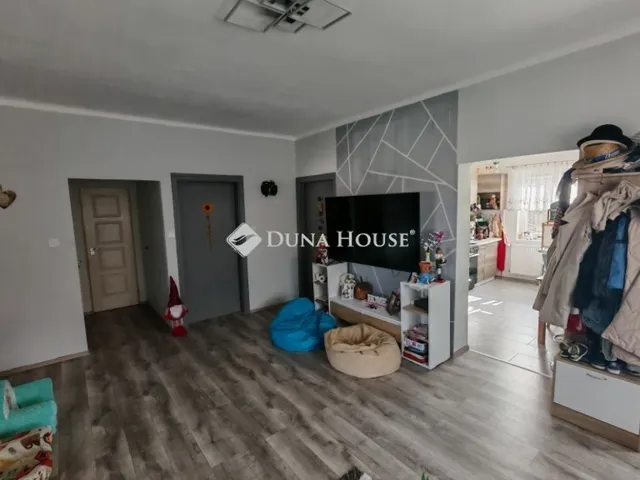 Eladó ház Kávás 95 nm