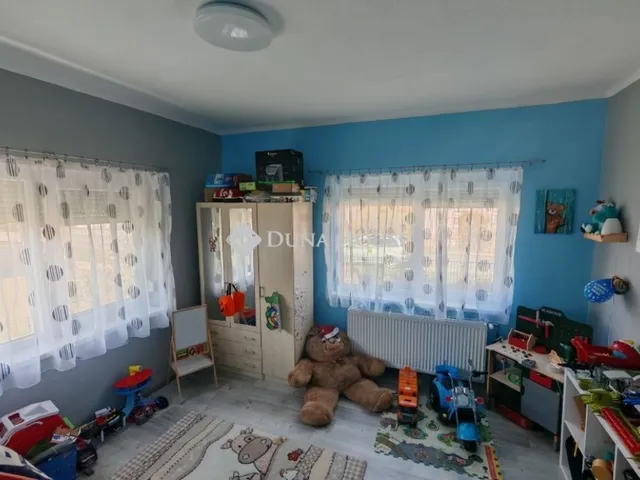 Eladó ház Kávás 95 nm