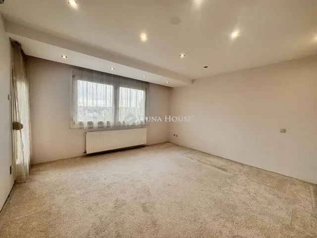 Eladó lakás Zalaegerszeg, Belváros 61 nm