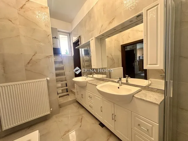 Eladó ház Zalaegerszeg, Jánkahegy 230 nm