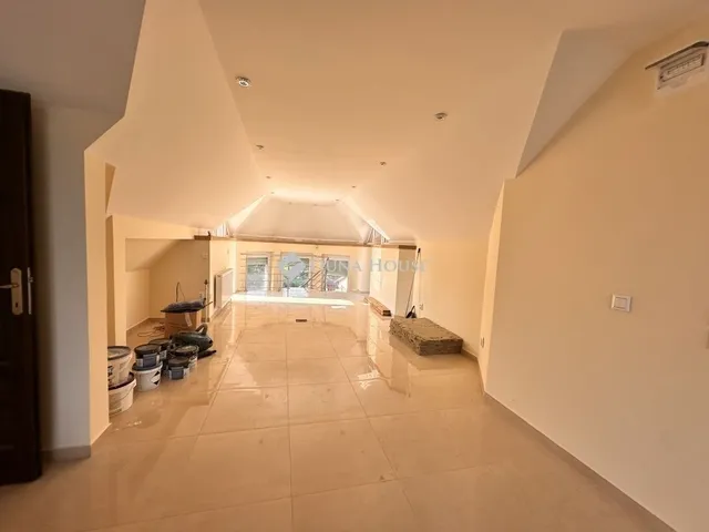 Eladó ház Zalaegerszeg, Jánkahegy 230 nm