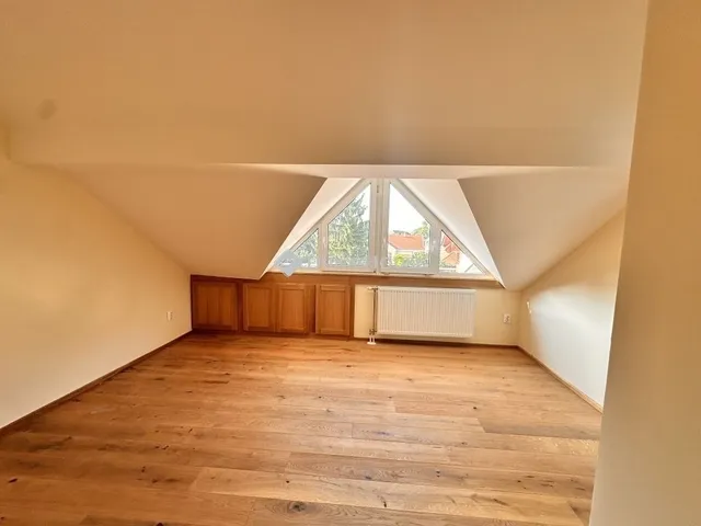 Eladó ház Zalaegerszeg, Jánkahegy 230 nm