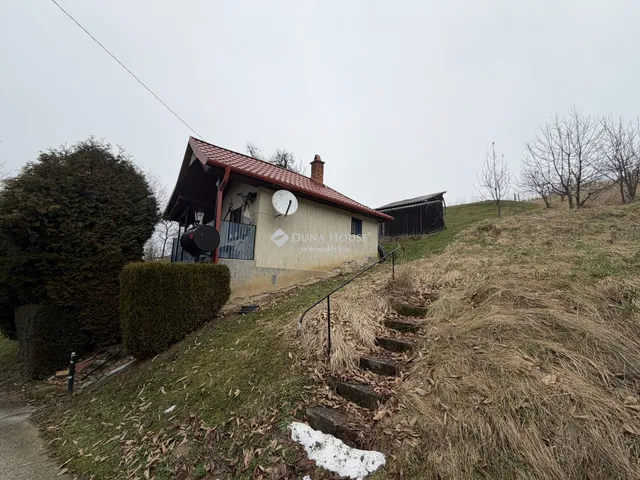 Eladó ház Lenti, Máhomfa, 1 30 nm