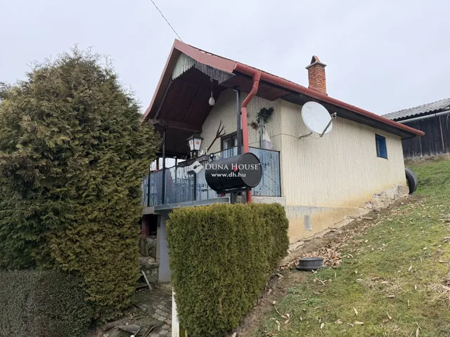 Eladó ház Lenti, Máhomfa 30 nm