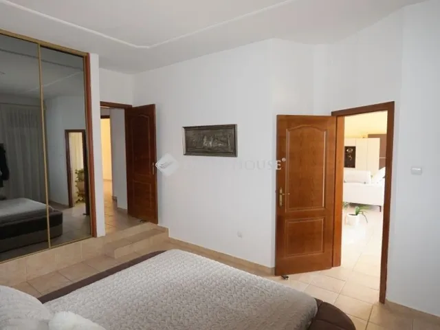 Eladó ház Zalaegerszeg, Landorhegy 373 nm