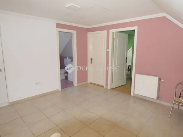 Eladó ház Zalaegerszeg, Landorhegy 373 nm