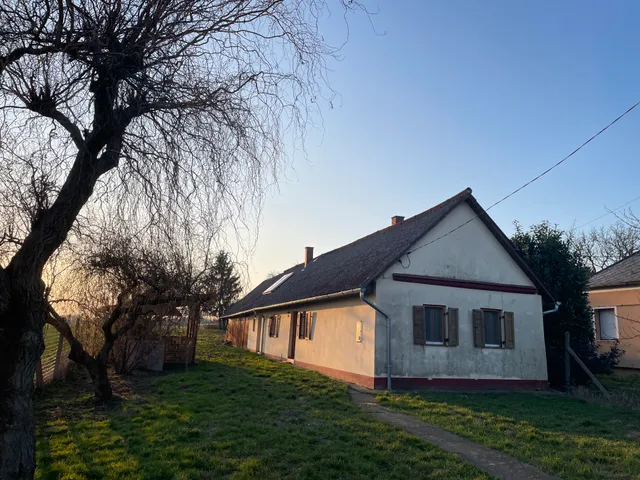 Eladó ház Szarvaskend 74 nm