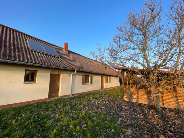 Eladó ház Szarvaskend 74 nm