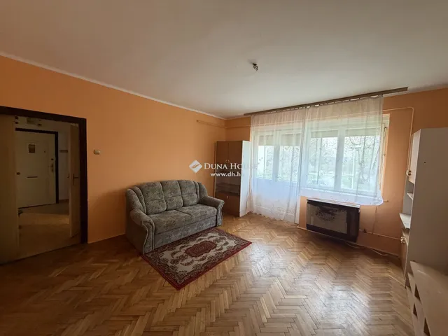 Eladó lakás Lovászi, Lakótelep 37 nm