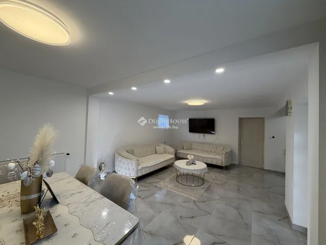 Eladó ház Bocfölde 97 nm