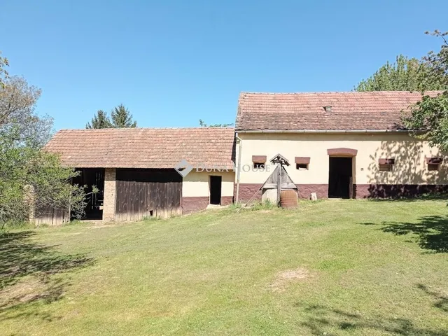 Eladó ház Batyk 93 nm
