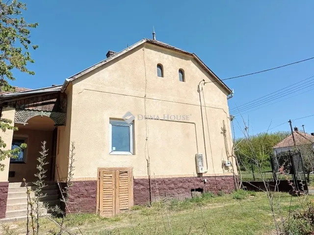 Eladó ház Batyk 93 nm