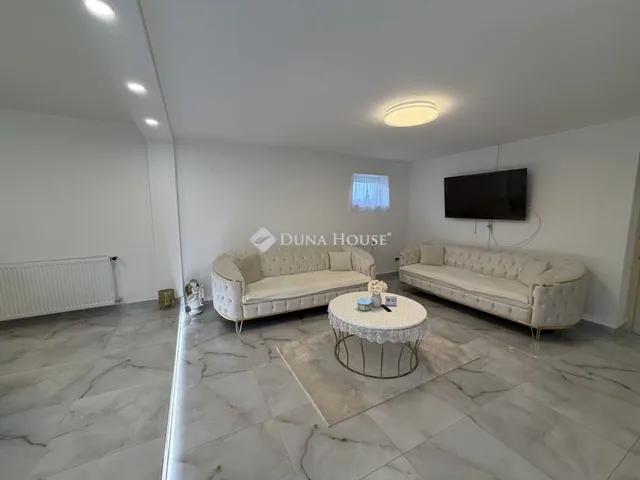 Eladó ház Bocfölde 97 nm