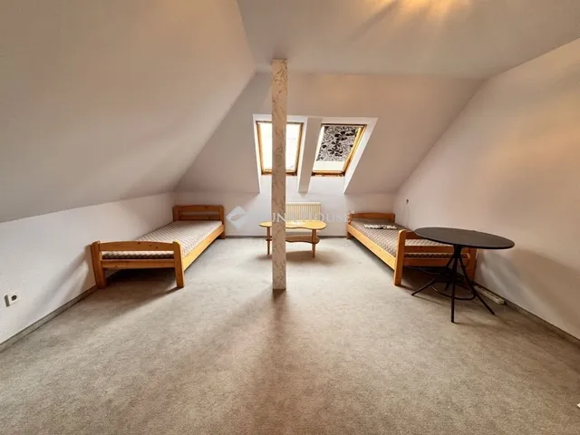 Eladó ház Bocfölde 360 nm