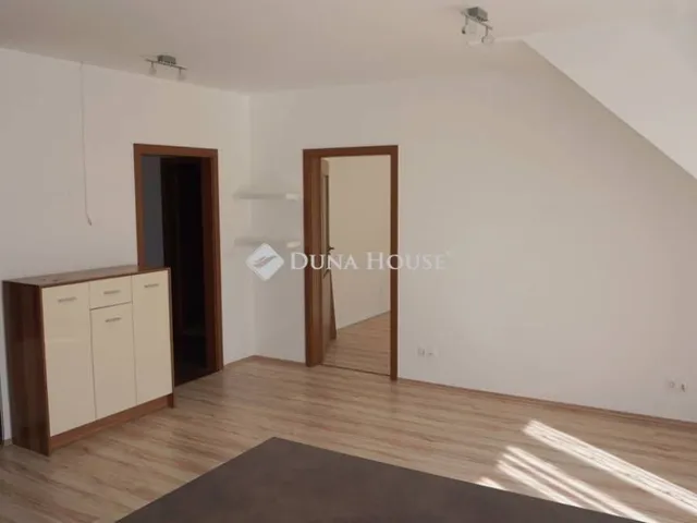 Kiadó lakás Zalaegerszeg, Belváros 76 nm