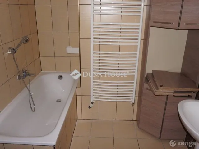Kiadó lakás Zalaegerszeg, Belváros 76 nm