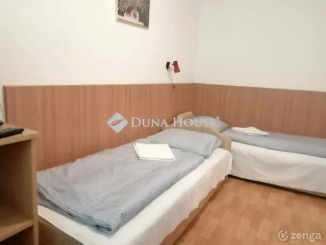 Eladó kereskedelmi és ipari ingatlan Hegyhátszentjakab 391 nm