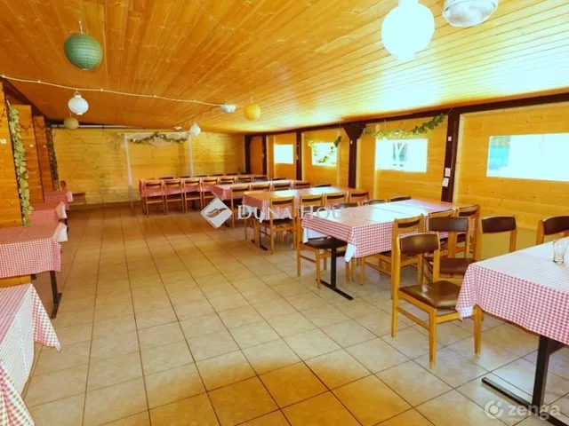 Eladó kereskedelmi és ipari ingatlan Hegyhátszentjakab 391 nm