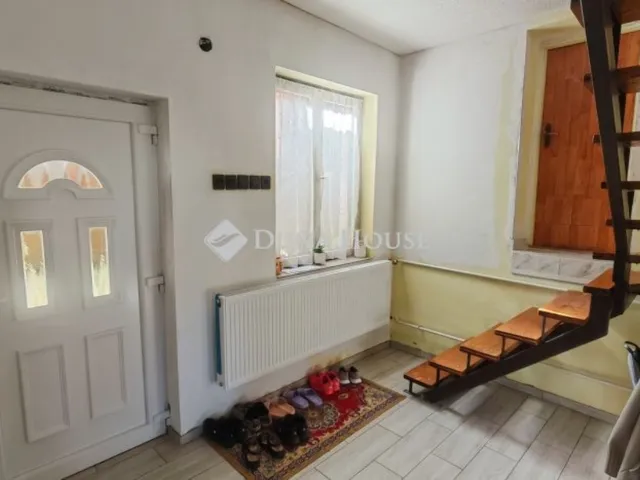 Eladó ház Kustánszeg 142 nm