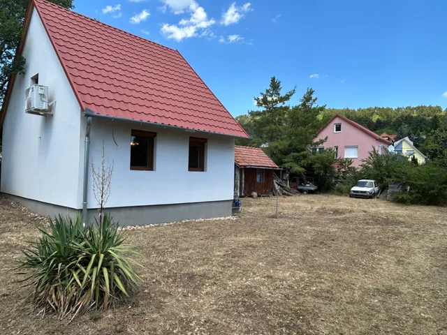 Eladó ház Vonyarcvashegy, Székely Bertalan utca 39 nm