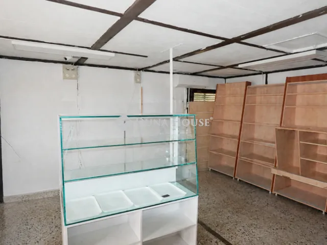 Kiadó kereskedelmi és ipari ingatlan Zalaegerszeg, Andráshida 75 nm