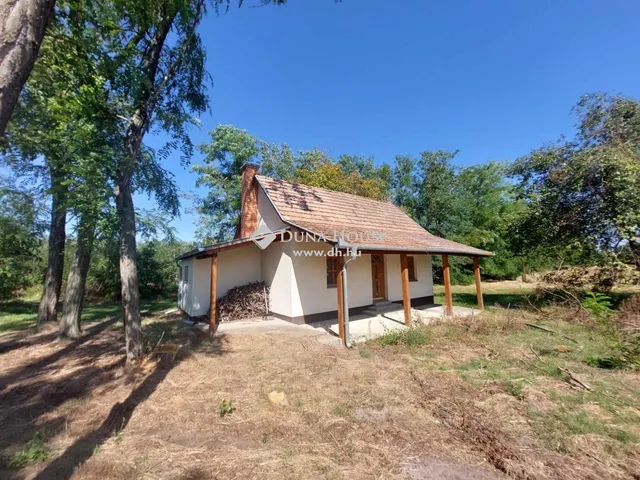 Eladó mezőgazdasági ingatlan Lajosmizse 200 nm