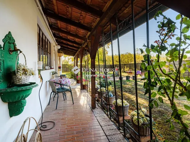 Eladó ház Tiszaalpár 120 nm