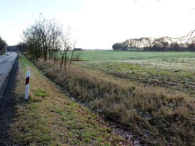 Eladó kereskedelmi és ipari ingatlan Kecskemét, Kisfái 33949 nm