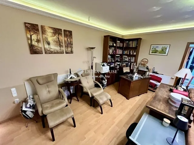 Eladó ház Kecskemét, Hunyadiváros 140 nm