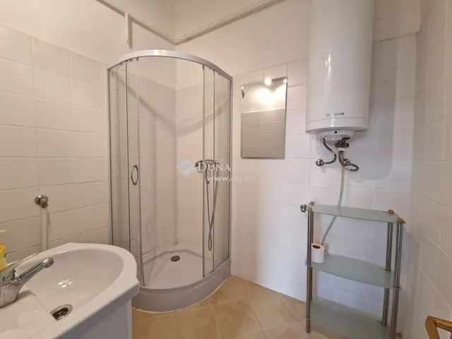 Eladó ház Kecskemét, Belváros 200 nm