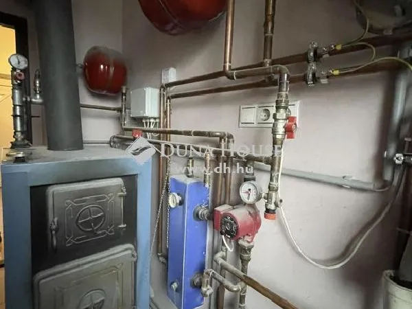 Eladó ház Kecskemét, Kadafalva 138 nm