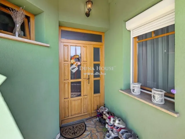 Eladó ház Kecskemét, Hetényegyháza 175 nm