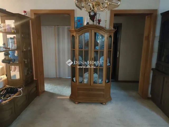 Eladó ház Lajosmizse 197 nm