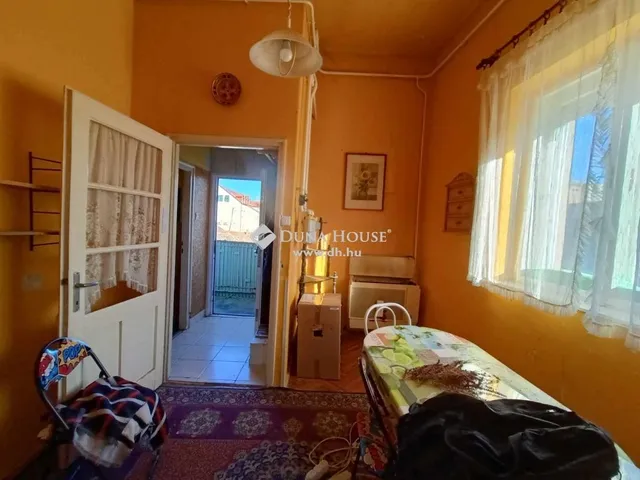 Eladó lakás Kunszentmárton 48 nm