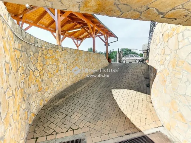 Eladó ház Kecskemét 175 nm