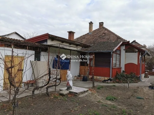 Eladó ház Lakitelek 72 nm