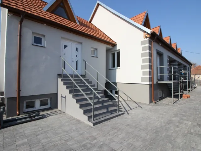 Kiadó ház Kecskemét 360 nm