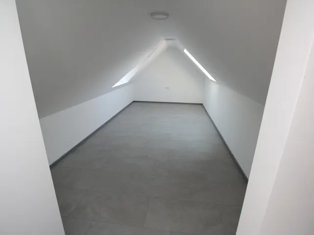 Kiadó ház Kecskemét 360 nm
